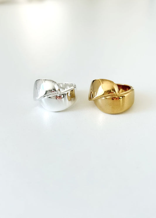Anillo nudo dorado