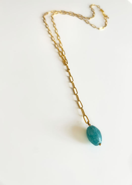 Collar con jade azul
