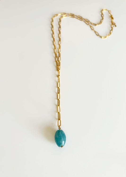 Collar con jade azul