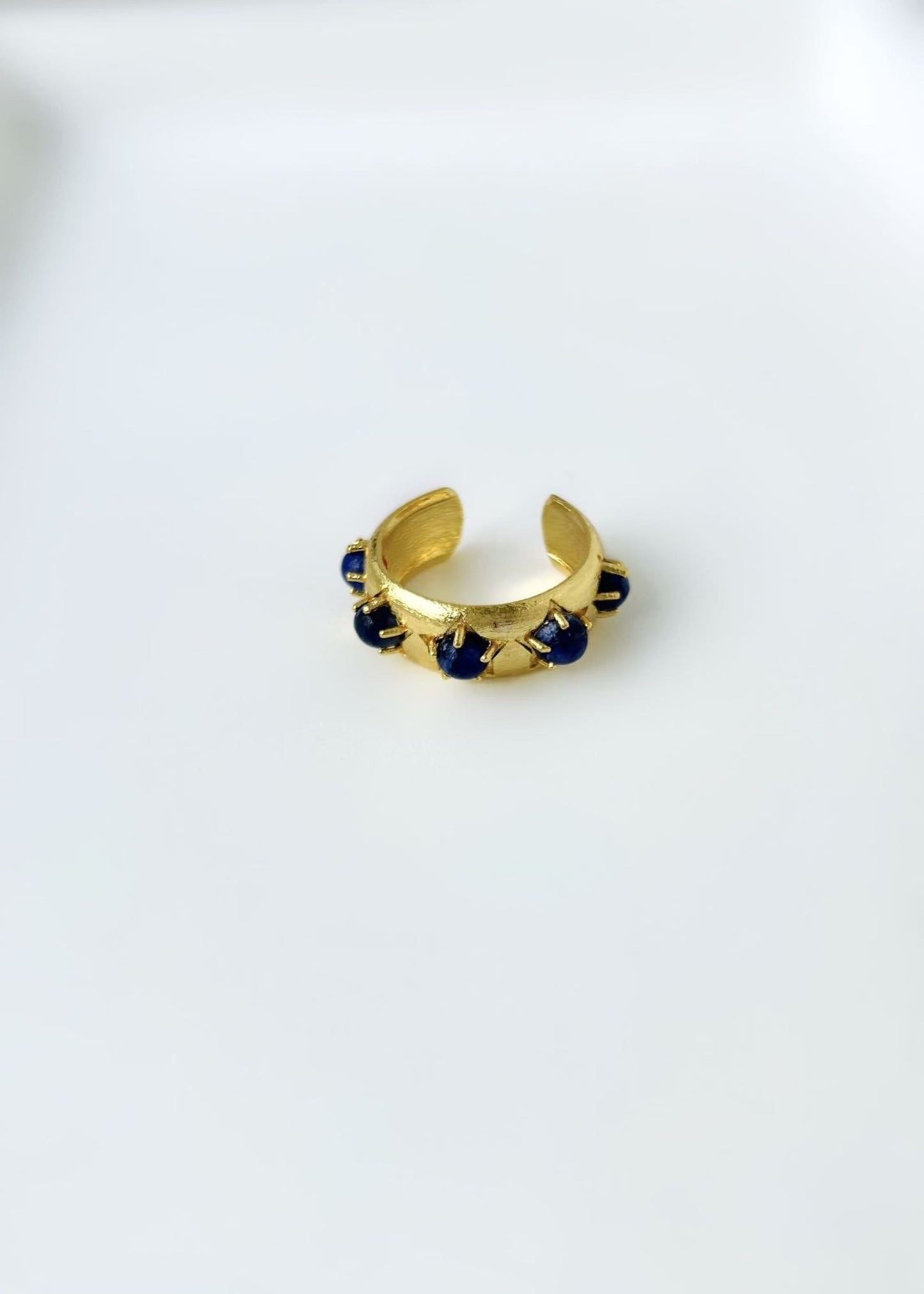 Anillo piedras