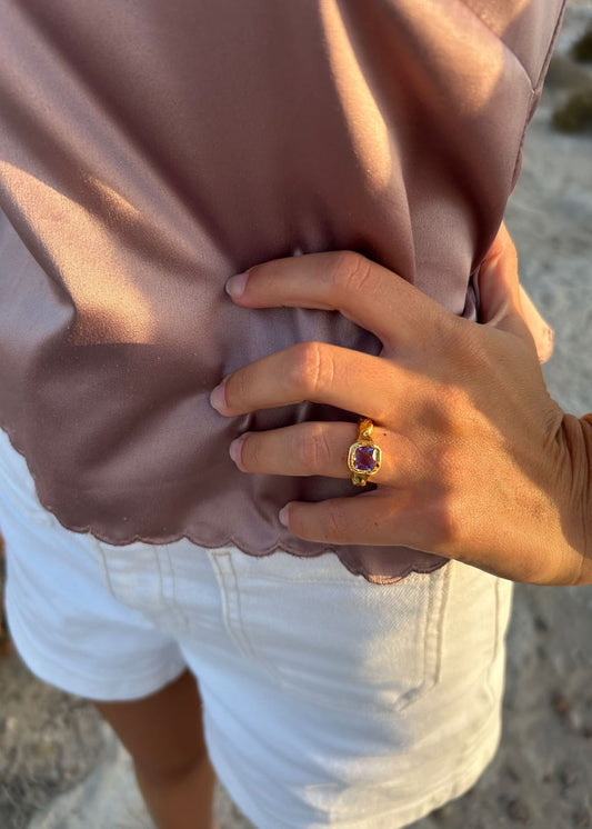 Anillo martelé y amatista