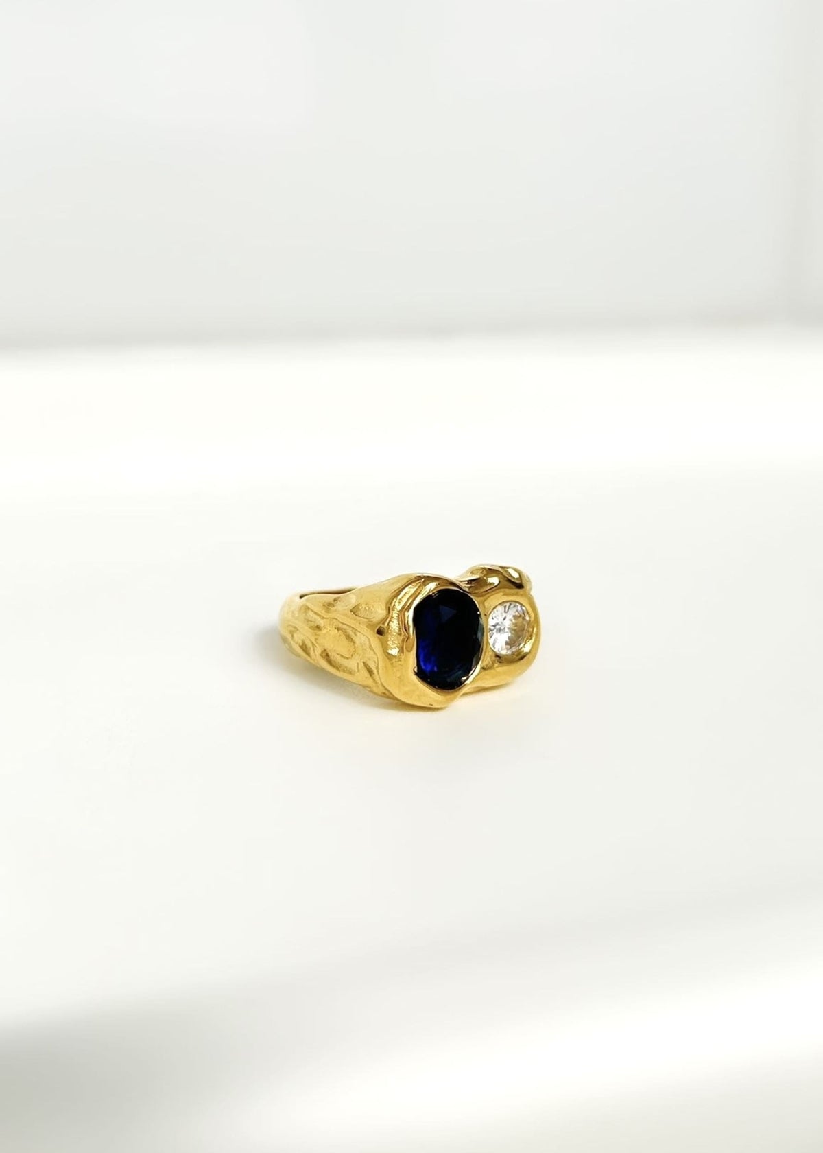 Anillo Martelé