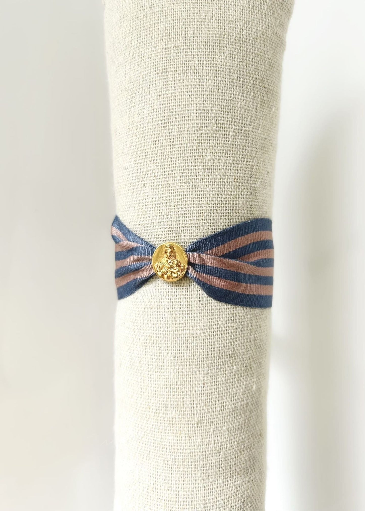 Pulsera Virgen cinta rayas