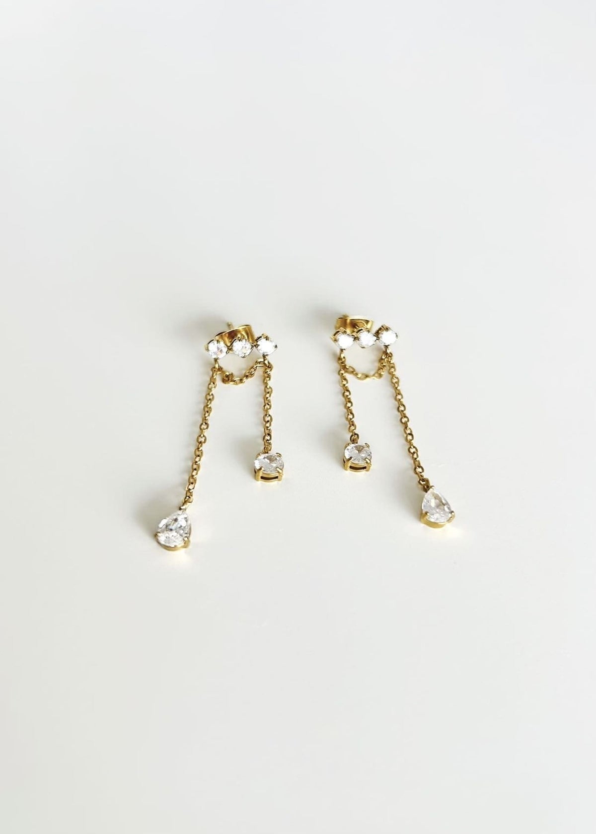 Pendientes cadena y circonitas