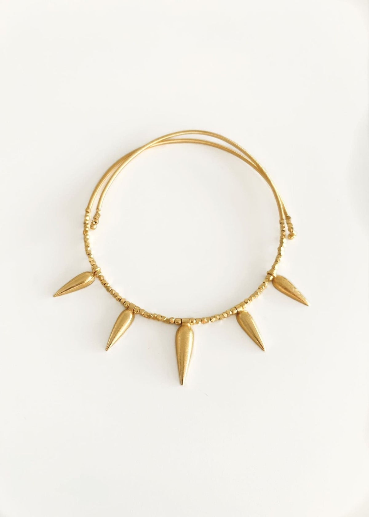 Choker dorado